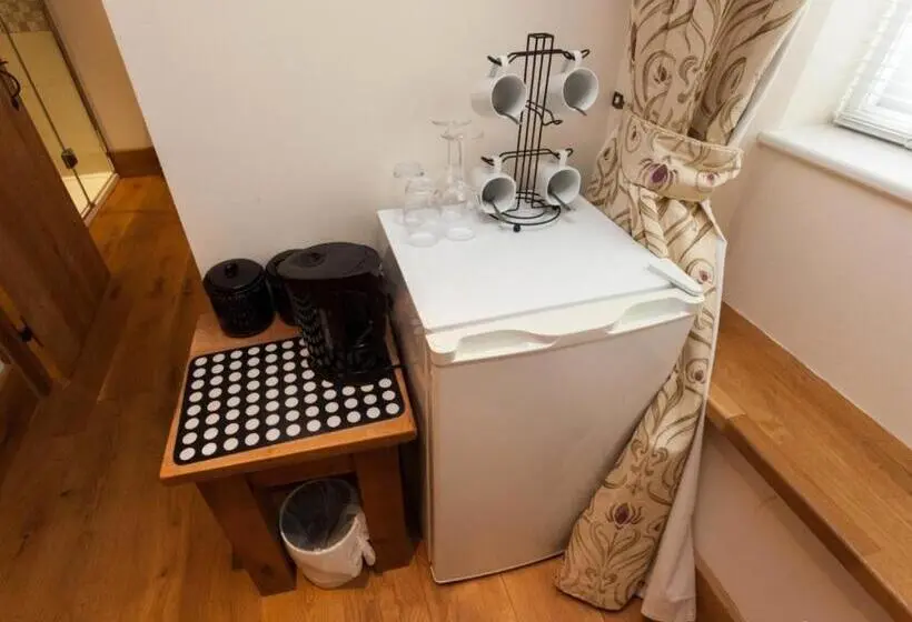 キングサイズベッドのデラックスルーム, Hanger Down House Bed And Breakfast