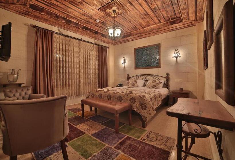 Superior-huone, Caravanserai Inn