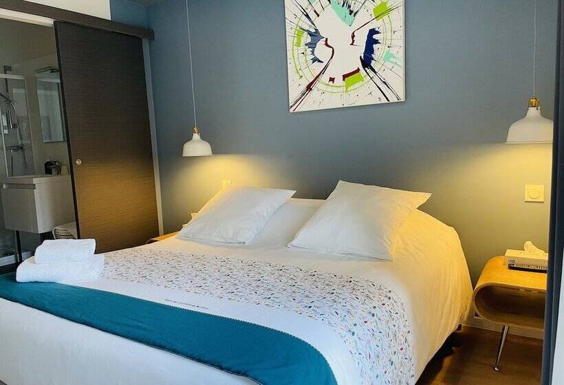 غرفة ديلوكس, De Ma Tante