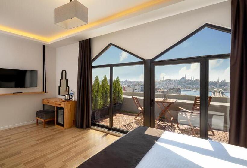 Deluxe Room View Sea with Balcony, Doruk Palas