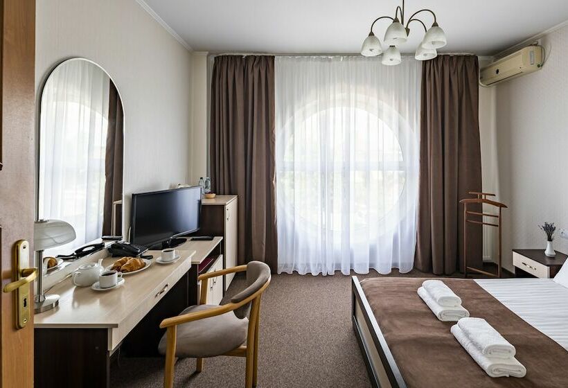 سوییت جونیور, Galaktika