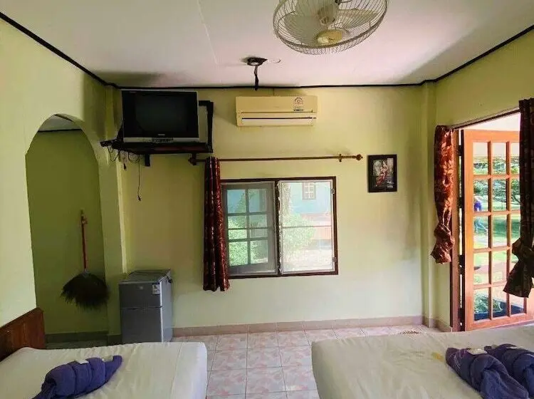デラックストリプルルーム, Koh Kood Far East Resort