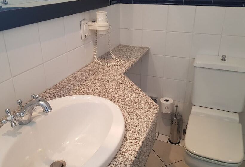 חדר סטודיו סטנדרד, Court Classique Suite