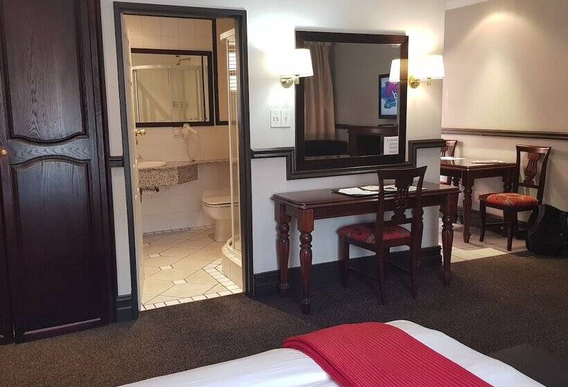 חדר סטודיו סטנדרד, Court Classique Suite