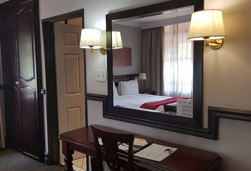 חדר סטודיו סטנדרד, Court Classique Suite