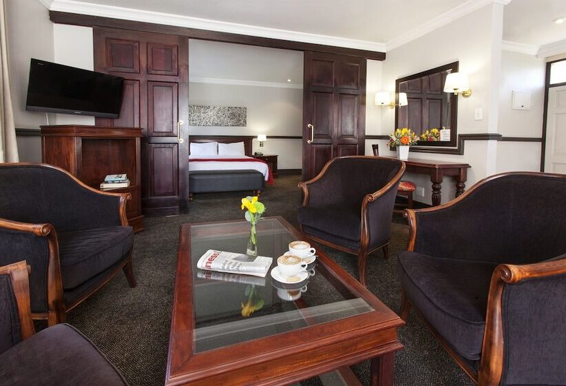 סוויטה, Court Classique Suite