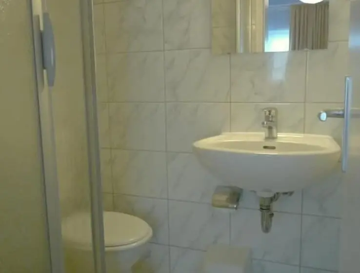 اتاق راحتی یک تخته, Gasthaus Hotel Bremen