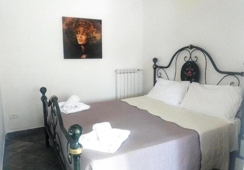 חדר סטנדרט חדר אמבטיה משותף, Saen Sabai Hostel