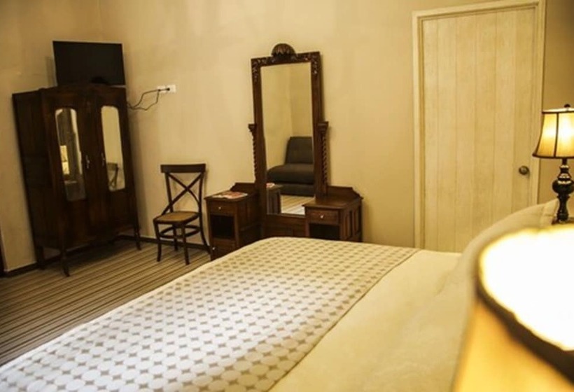 اتاق استاندارد سه نفره, Casa Aliz