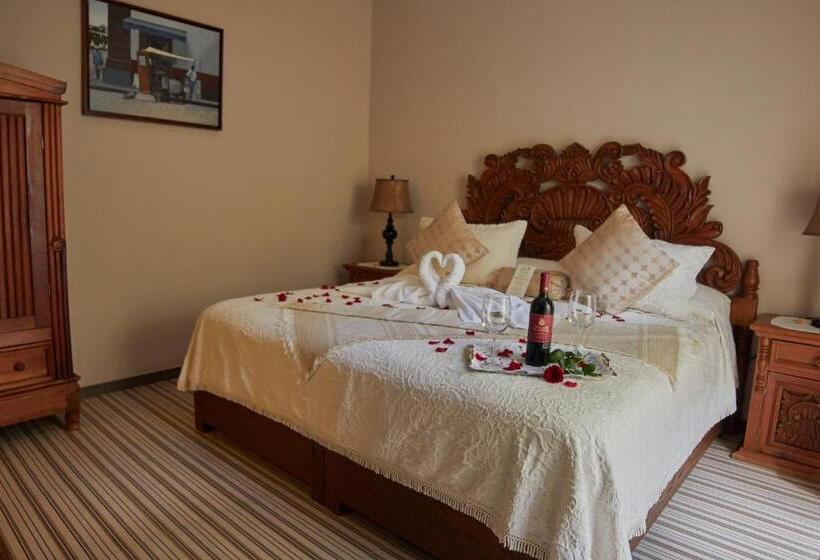 سوییت لوکس, Casa Aliz