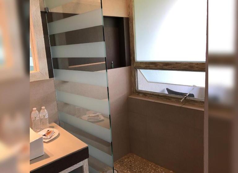 اتاق لوکس با بالکن, Casa Aliz