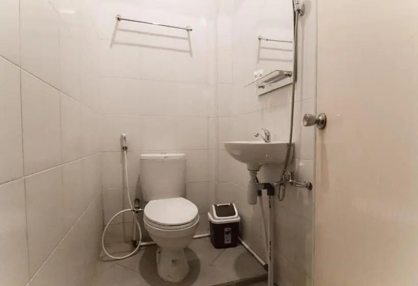 Standard-huone, Edotel Amanah Hotel Syariah By Oyo Rooms