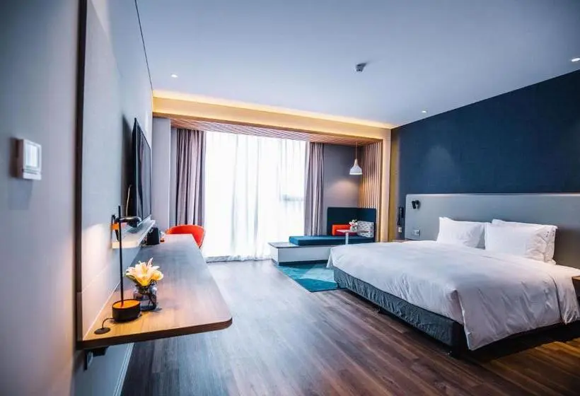 キングサイズベッドのスタンダードルーム, Holiday Inn Express Ningbo Fenghua, An Ihg