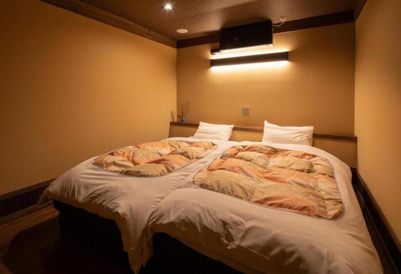スタンダード４人部屋, Ryokan Nanjoen