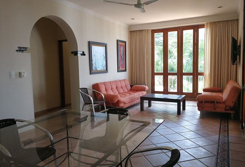 スイート, Penon Suites