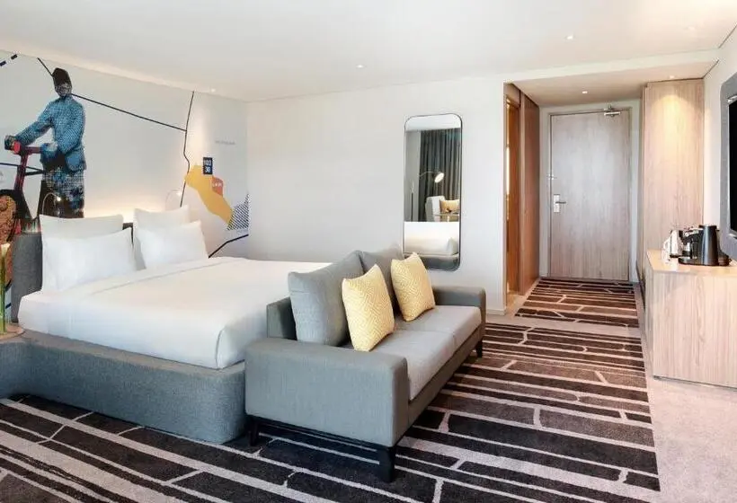 キングサイズベッドのエクゼクティブルーム, Novotel Jakarta Cikini