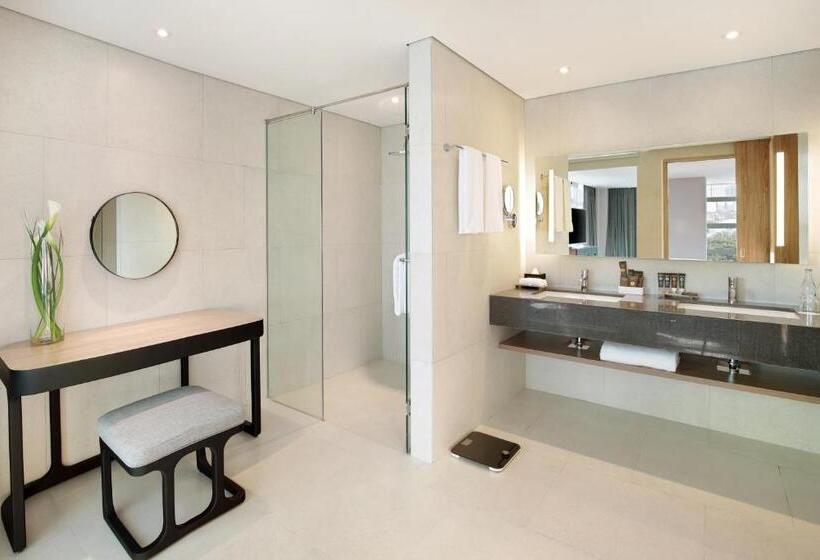 جناح جونيور سرير كينج, Novotel Jakarta Cikini