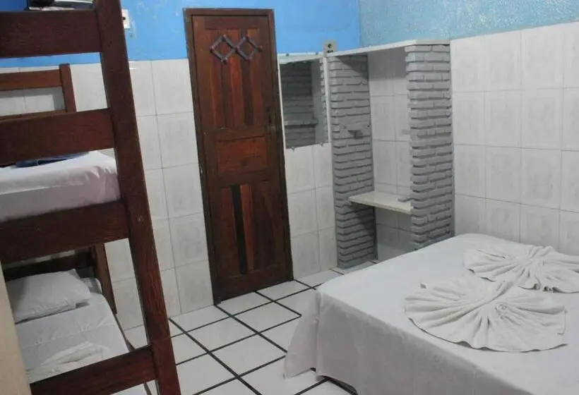 スタンダード４人部屋, Pousada Vila Do Porto Ar Condicionado E Cafe Da Manha