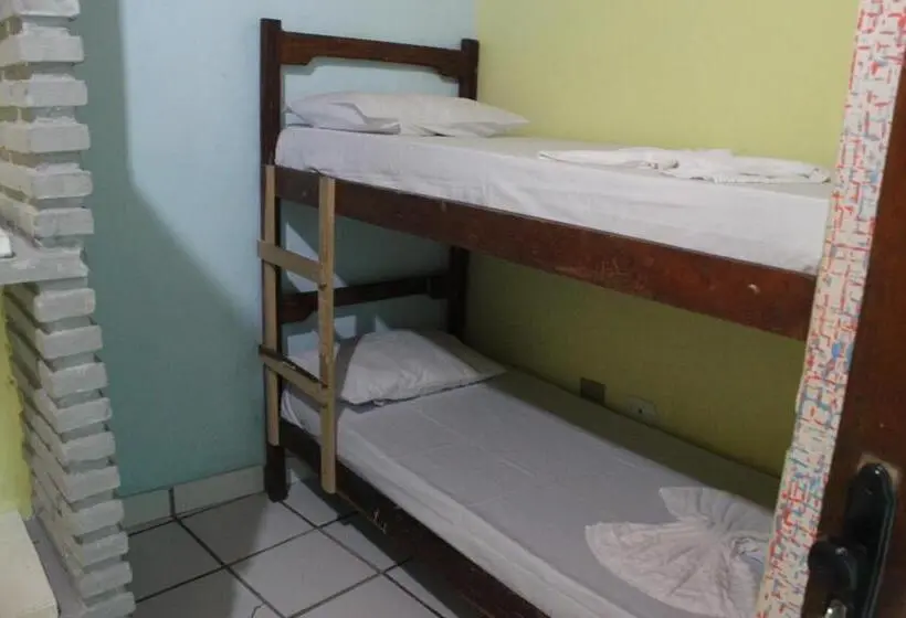 スタンダード４人部屋, Pousada Vila Do Porto Ar Condicionado E Cafe Da Manha