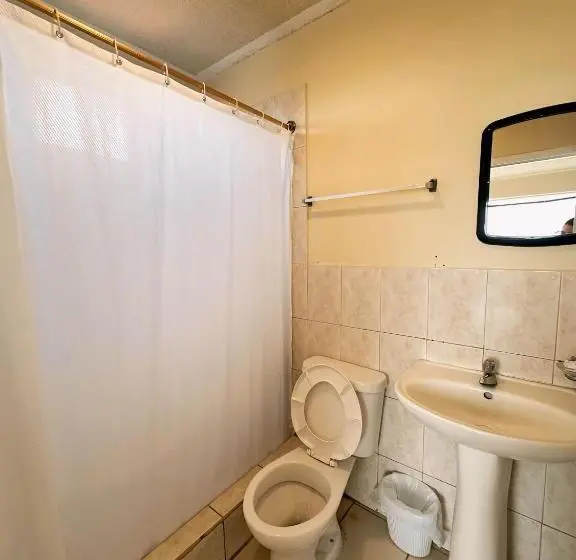 اتاق اکونومی, Hostal Posada Del Sol
