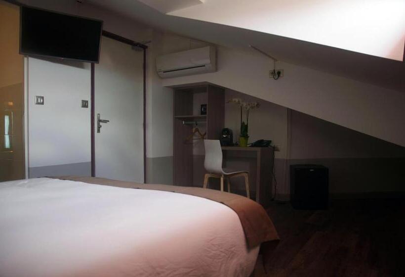 سوییت, Hôtel Des Amandiers