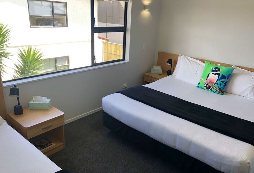 آپارتمان 2 خوابه, Hacienda Motor Lodge