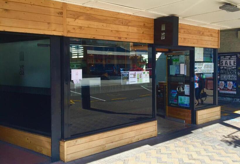 اتاق استاندارد, Hacienda Motor Lodge