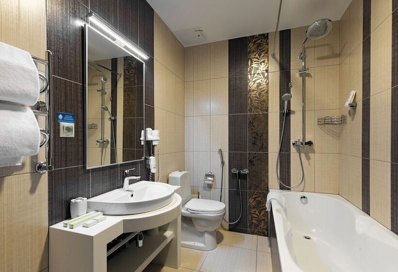 Люкс, Forest Rhapsody Resort