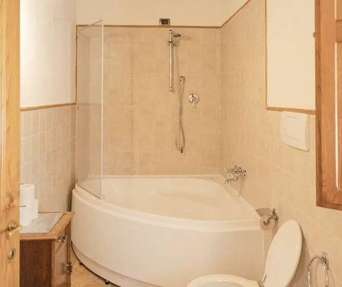 ツーベッドルーム　ヴィラ, Agriturismo Il Serraglio