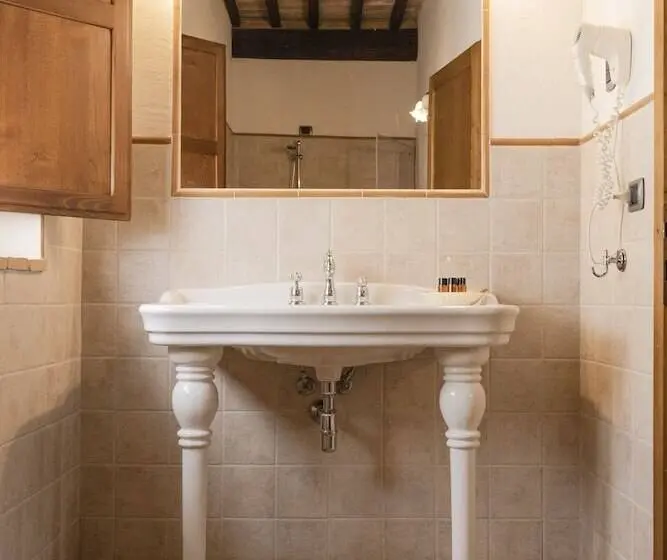 ツーベッドルーム　ヴィラ, Agriturismo Il Serraglio