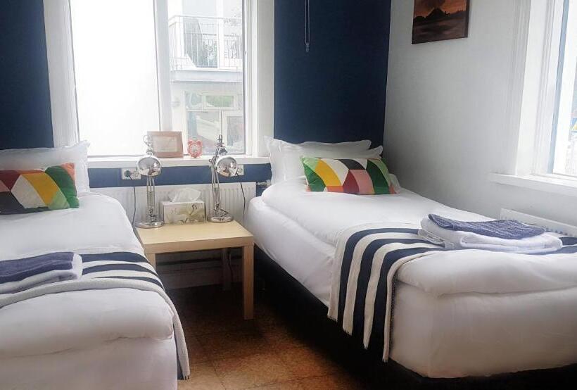 اتاق استاندارد, Refurinn Reykjavik Guesthouse