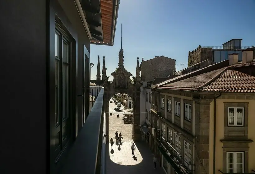 سوئیت مستر, Porta Nova Collection House