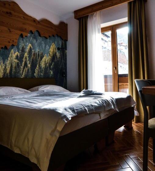 스탠다드 트리플 발코니 룸, Cristallo