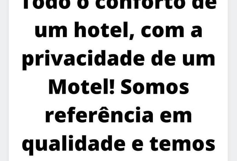 デラックススタジオ, Ibiza Golden Motel