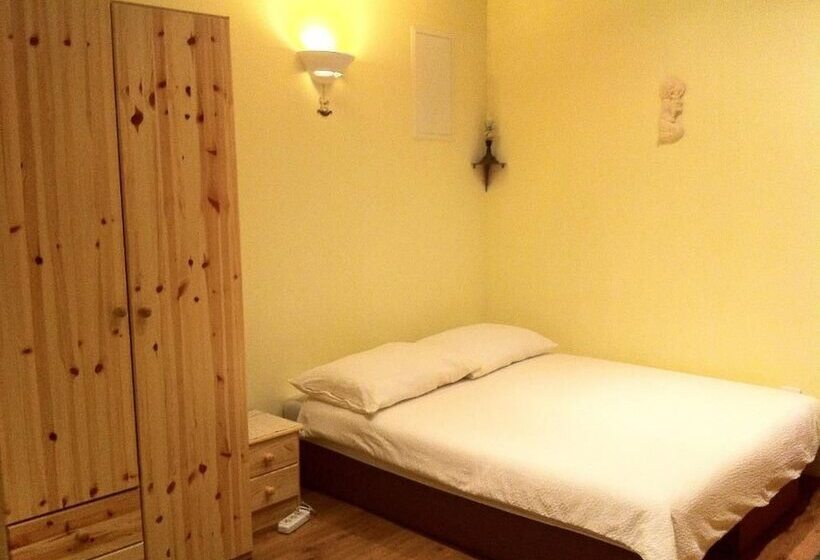 Estudi estàndard amb Terrassa, Guesthouse Trogir Proto