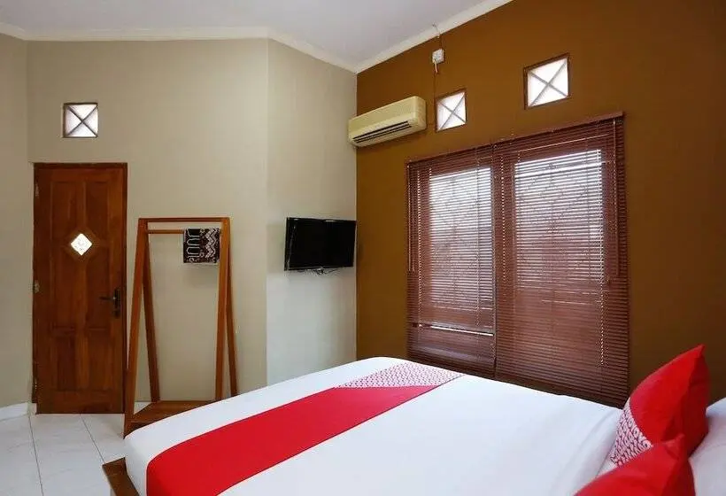 Standard-huone, Oyo 1072 Kampung Condro Wulan Guesthouse