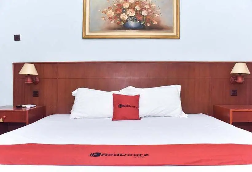 スタンダードルーム, Reddoorz Near Kampung Warna Warni