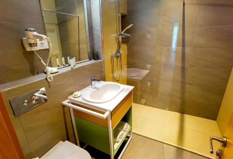 سوییت سوپریور با چشمانداز دریا, Riva Mamaia Beach Apart