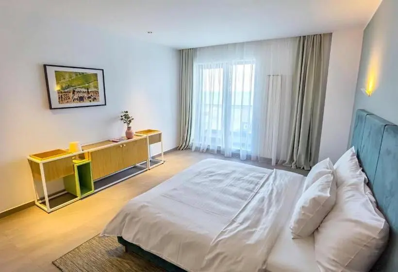 سوییت سوپریور با چشمانداز دریا, Riva Mamaia Beach Apart