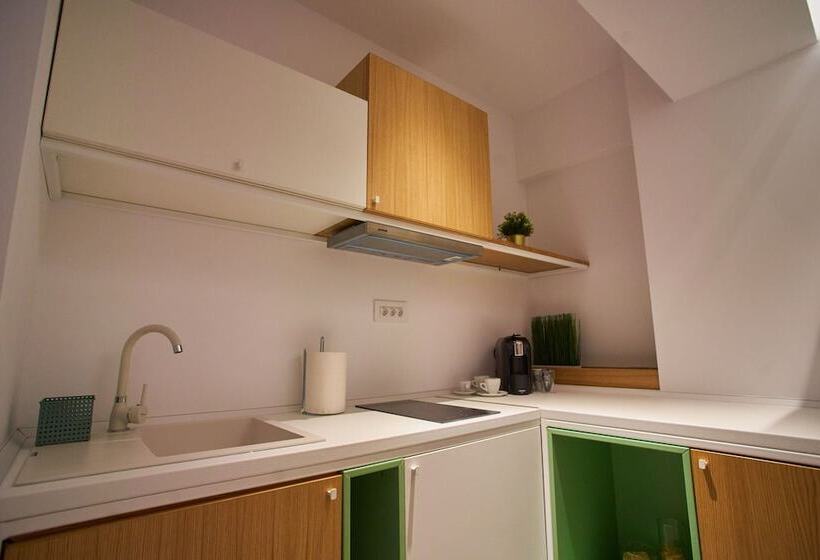 수피리어 스위트, Riva Mamaia Beach Apart