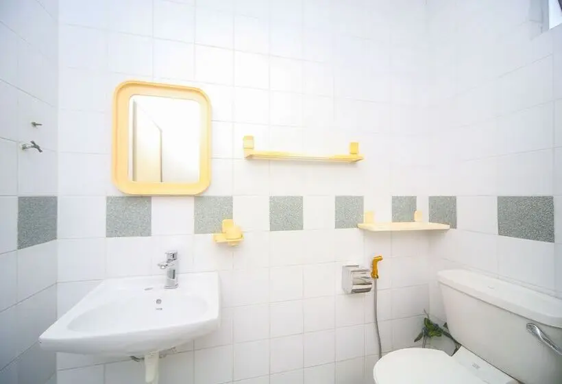 Presidenttisviitti, Jockey Lodge Hotel By Oyo Rooms
