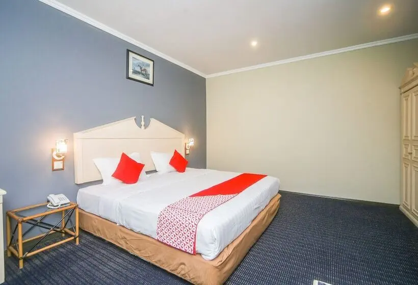 Presidenttisviitti, Jockey Lodge Hotel By Oyo Rooms