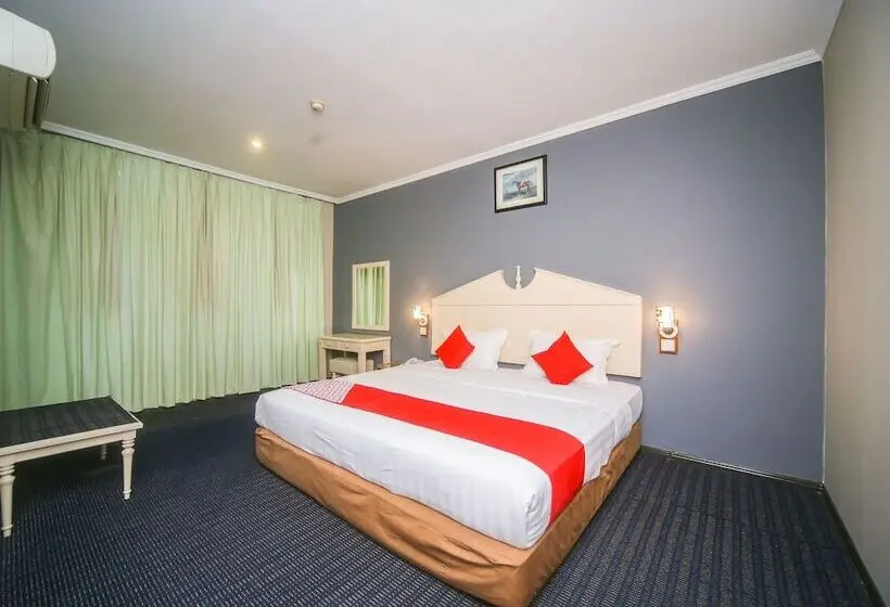 Presidenttisviitti, Jockey Lodge Hotel By Oyo Rooms