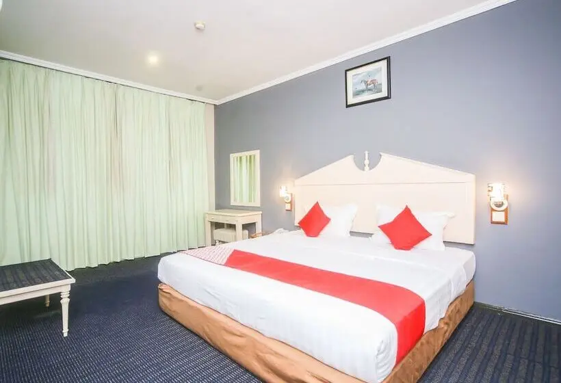 Presidenttisviitti, Jockey Lodge Hotel By Oyo Rooms