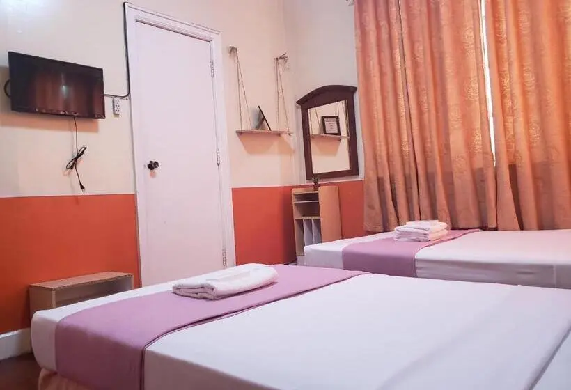 ベーシックトリプルルーム, Old Orangewood Bed & Breakfast