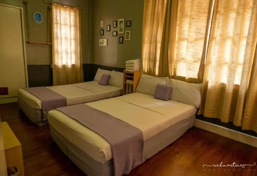 スタンダード4人部屋, Old Orangewood Bed & Breakfast