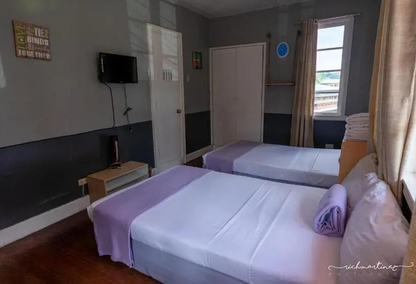 スタンダード4人部屋, Old Orangewood Bed & Breakfast