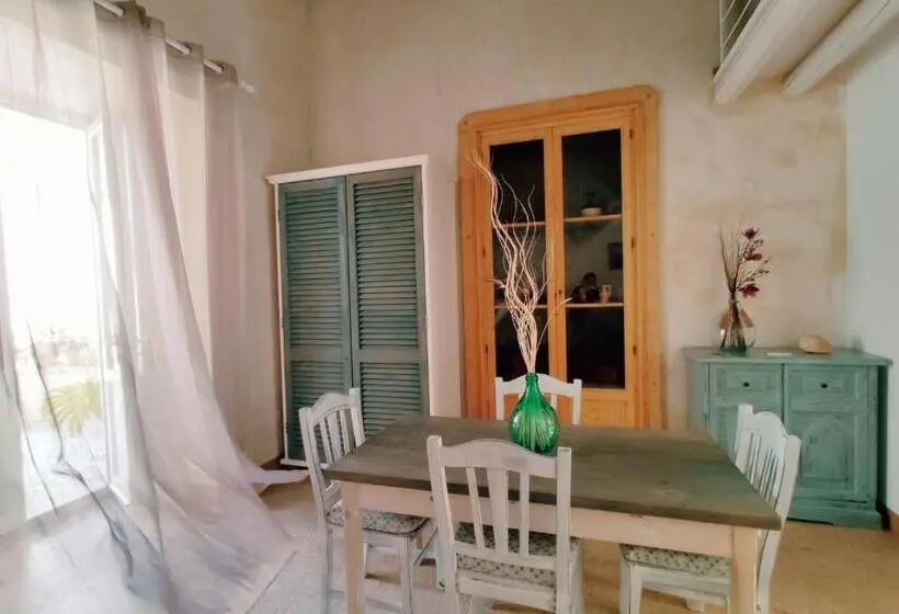 Sviitti Parveke, B&b Corte Kampanes