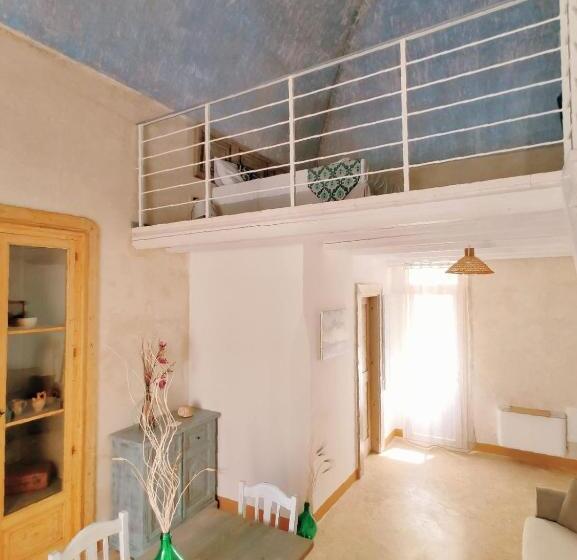 带阳台套房, B&b Corte Kampanes