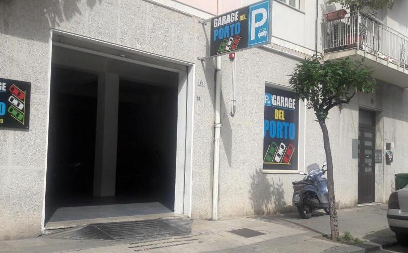 סוויטה משפחתית, Milazzo Port Rooms